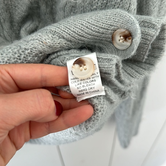 Dusty blue crewneck cardigan - Picture 4 of 5